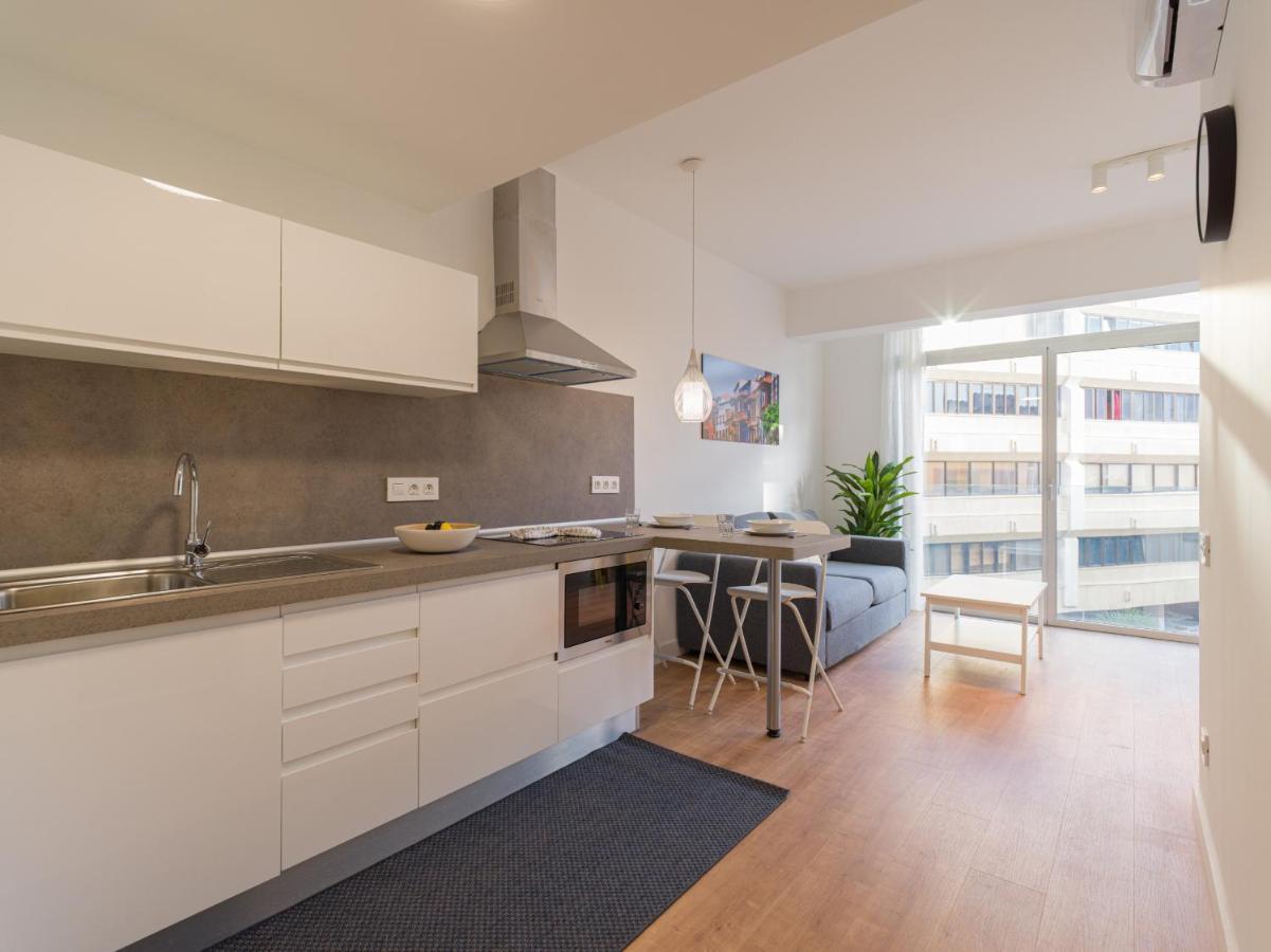 Loft - Side Sea Views - Aircon & Wifi Apartment Las Palmas de Gran Canaria Exterior photo